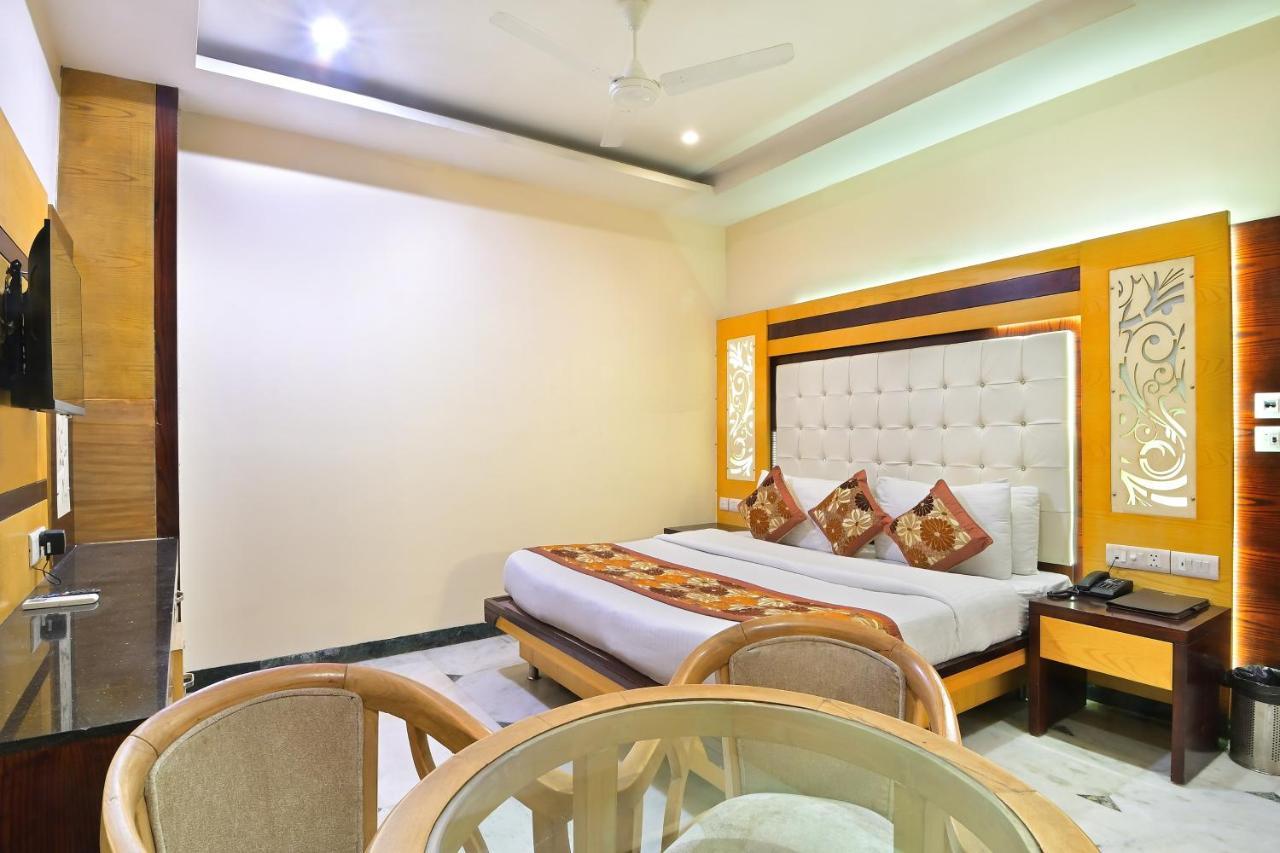 Hari Piorko Inn - 2 Min From New Delhi Railway Station Luaran gambar